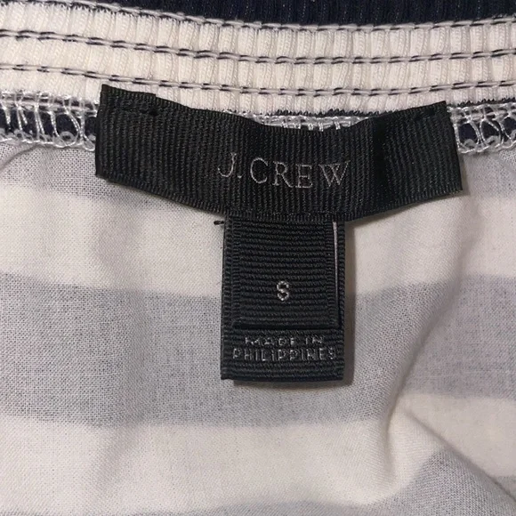 J Crew Women's Nautical Navy and White Striped Off the Shoulder 3/4 Sleeve Top - Picture 6 of 9